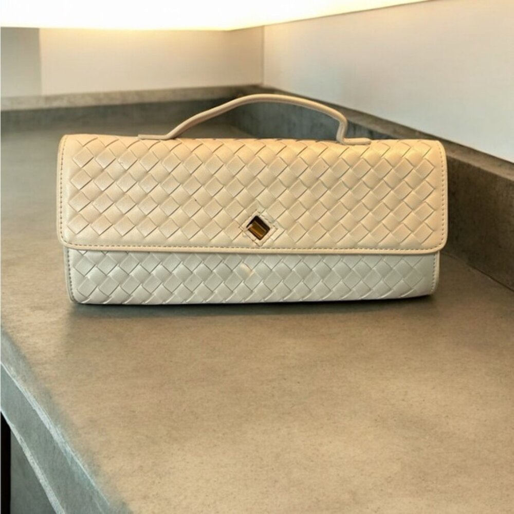 * Cream Faux Woven Leather Clutch Handbag With Shoulder Strap - Picture 2 of 7